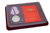 Наградной комплект к медали «300 лет российской полиции», D 34 мм