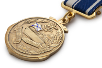 Медаль «320 лет штурманской службе ВМФ России» с бланком удостоверения